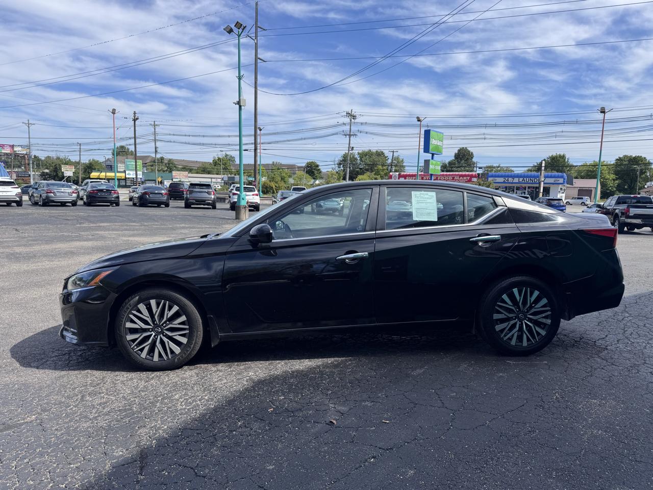 Nissan Altima 2.5 SV AWD Sedan 2023