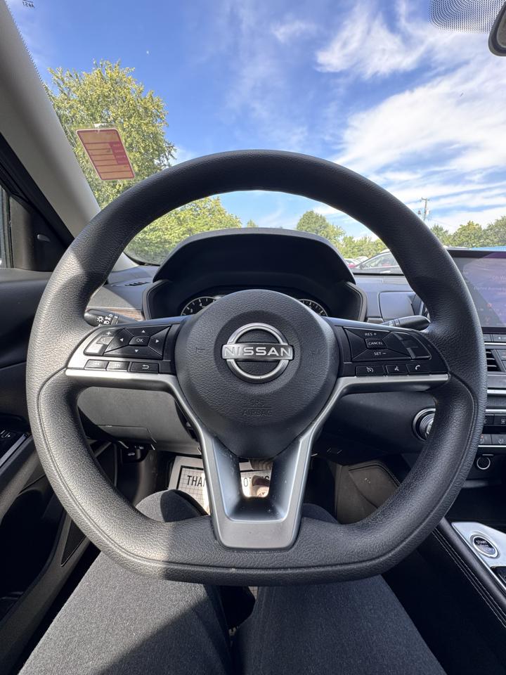 Nissan Altima 2.5 SV AWD Sedan 2023