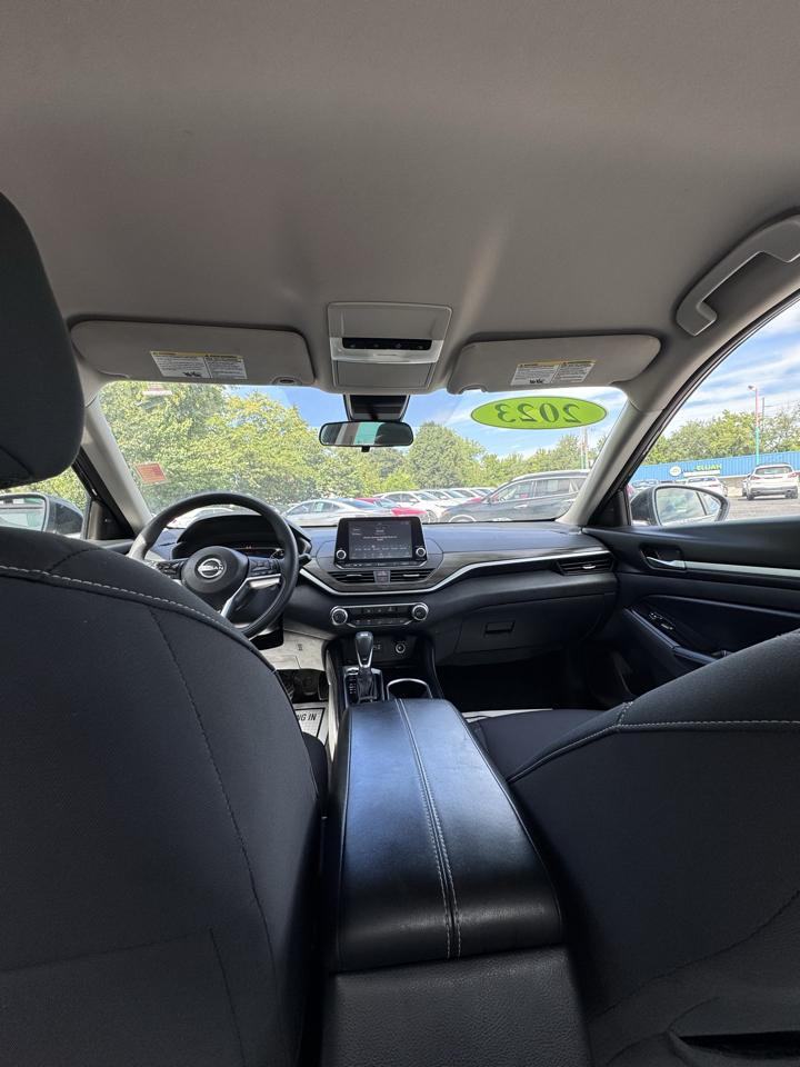 Nissan Altima 2.5 SV AWD Sedan 2023
