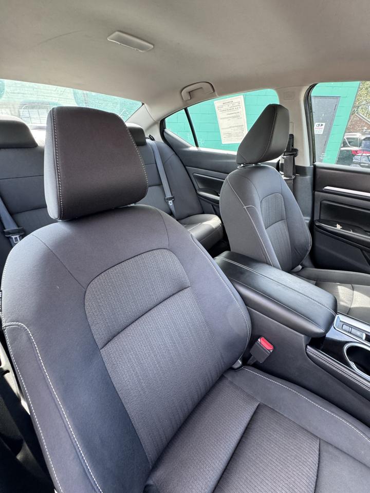 Nissan Altima 2.5 SV AWD Sedan 2023
