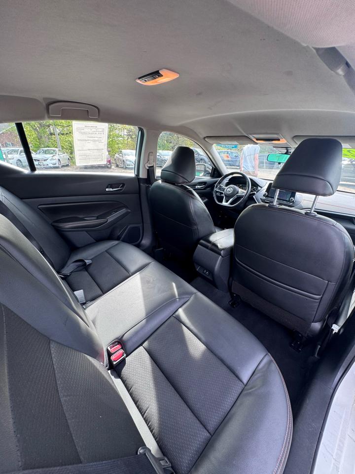Nissan Altima 2.5 SR Sedan 2022