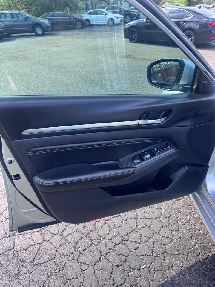 Nissan Altima 2.5 SL Sedan 2019