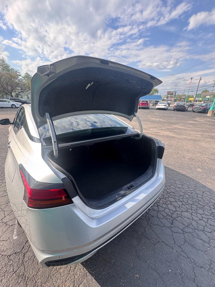 Nissan Altima 2.5 SL Sedan 2019