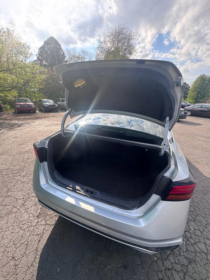 Nissan Altima 2.5 SL Sedan 2019