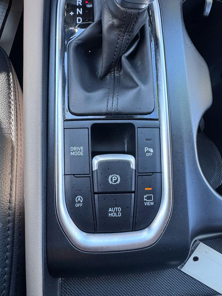 Hyundai Santa Fe Limited 2.4L Auto FWD 2020