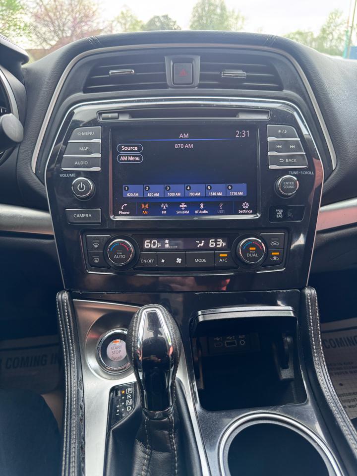 Nissan Maxima SV CVT 2022