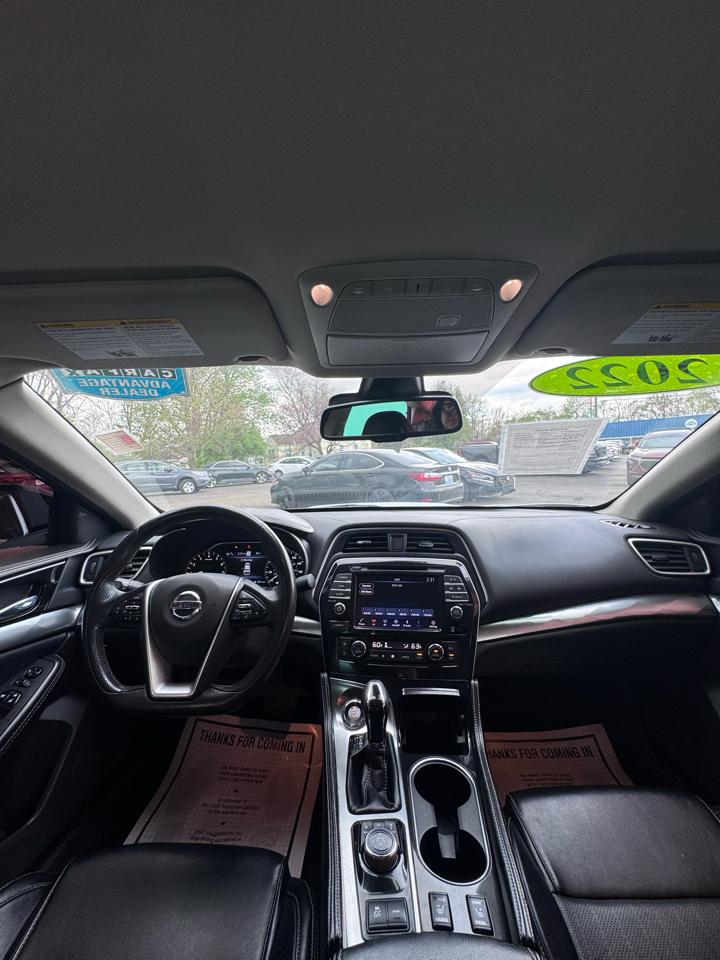 Nissan Maxima SV CVT 2022