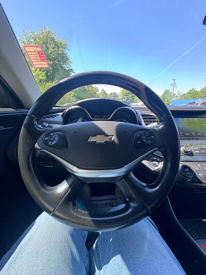 Chevrolet Impala 4dr Sdn LT w/1LT 2018