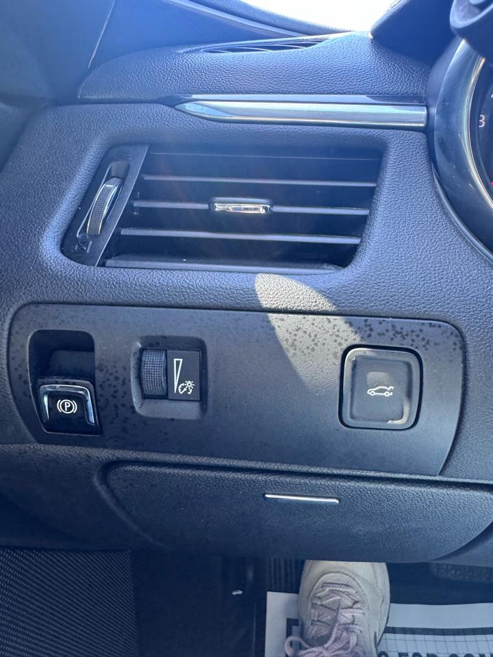 Chevrolet Impala 4dr Sdn LT w/1LT 2018