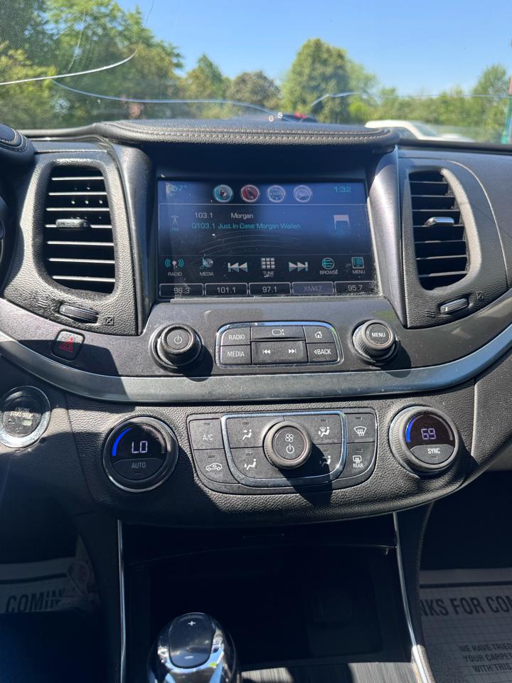 Chevrolet Impala 4dr Sdn LT w/1LT 2018