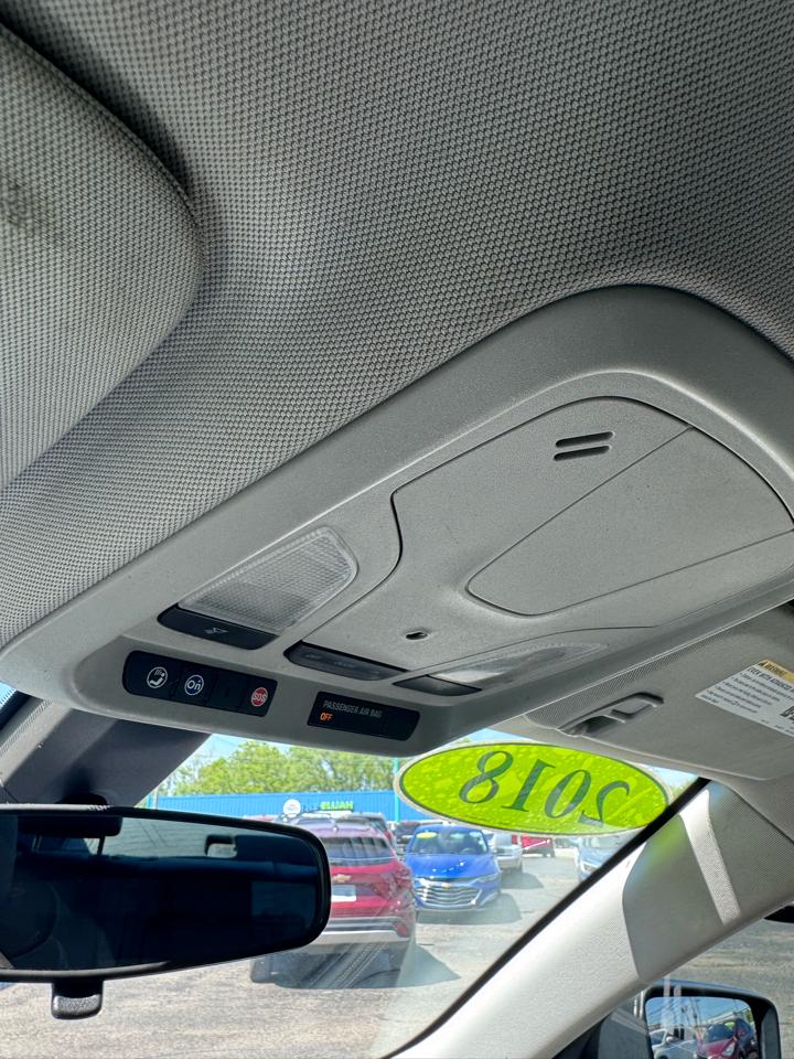 Chevrolet Impala 4dr Sdn LT w/1LT 2018