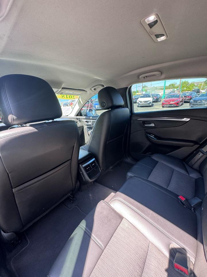 Chevrolet Impala 4dr Sdn LT w/1LT 2018