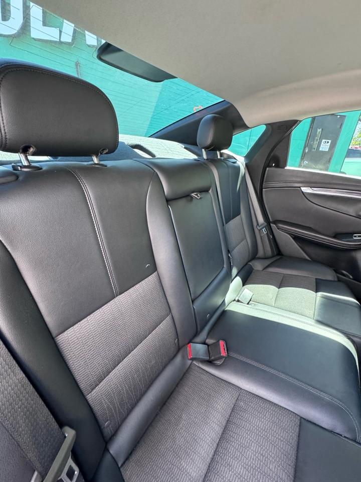 Chevrolet Impala 4dr Sdn LT w/1LT 2018