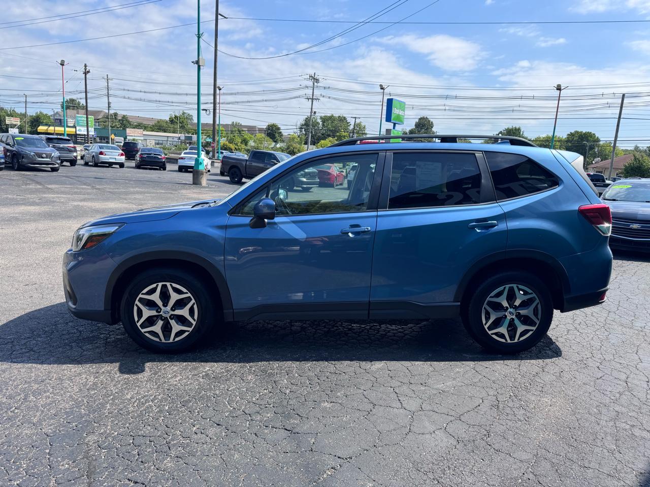 Subaru Forester Premium CVT 2021