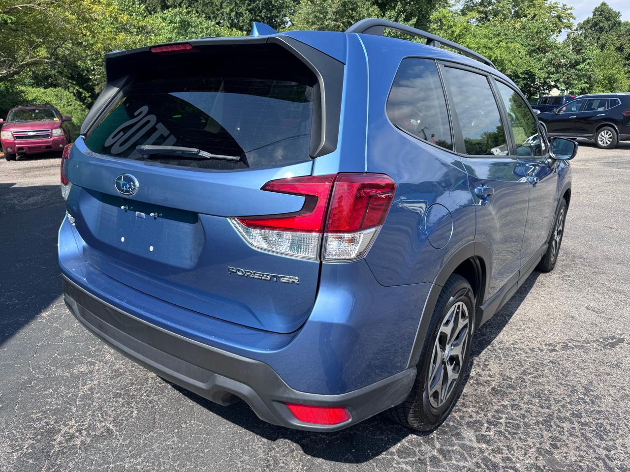 Subaru Forester Premium CVT 2021