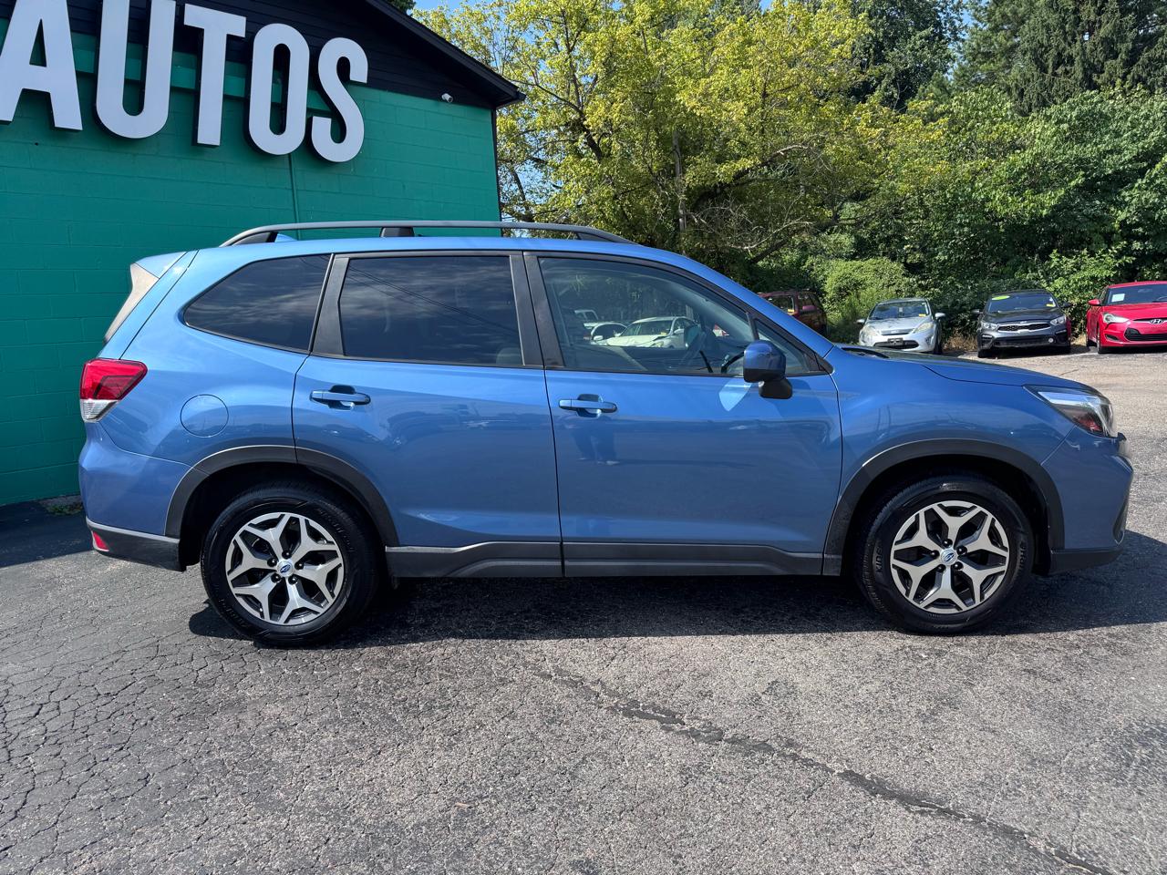 Subaru Forester Premium CVT 2021