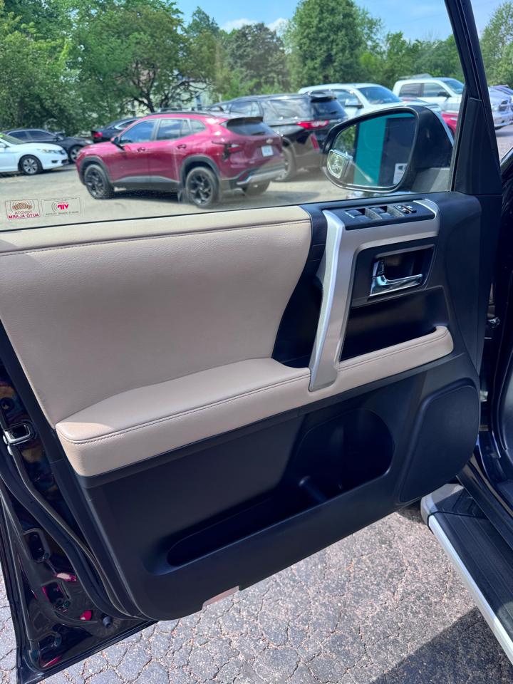 Toyota 4Runner 4WD 4dr V6 Trail Premium (Natl) 2015