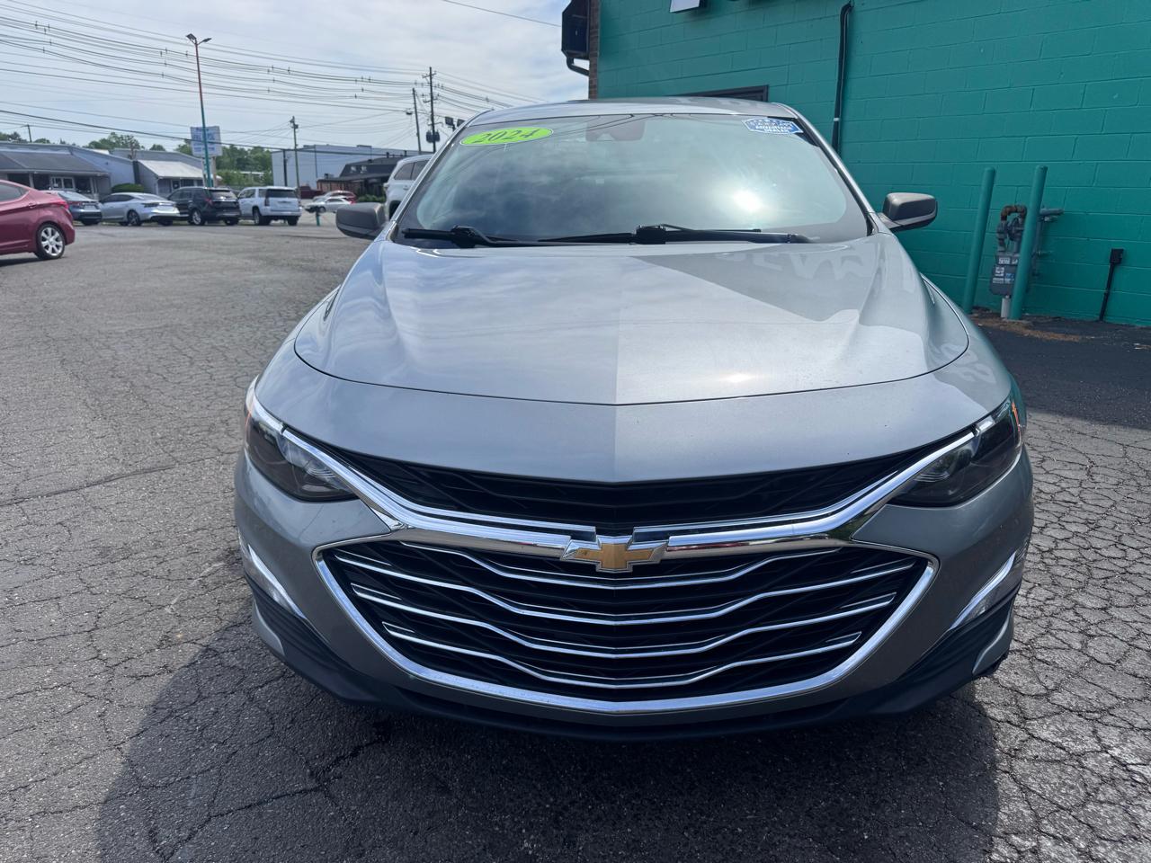 Chevrolet Malibu 4dr Sdn LS w/1FL 2024