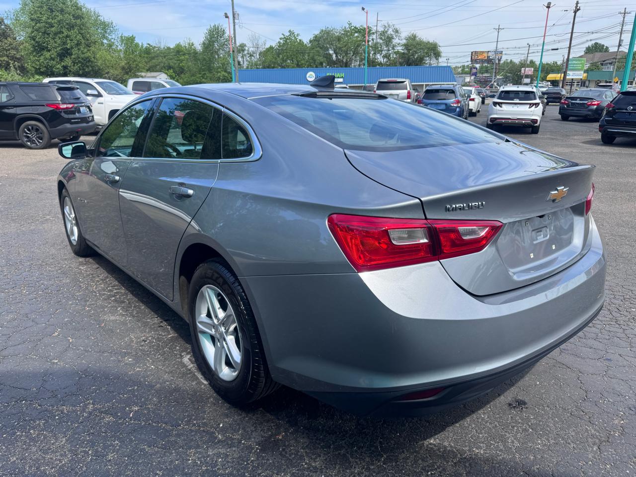 Chevrolet Malibu 4dr Sdn LS w/1FL 2024
