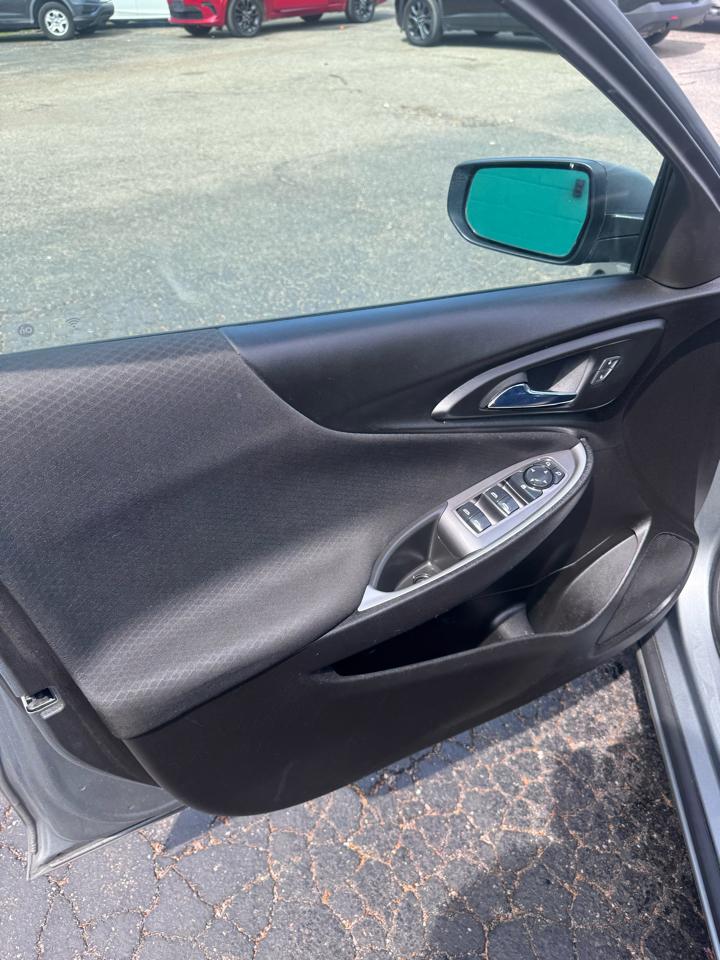 Chevrolet Malibu 4dr Sdn LS w/1FL 2024