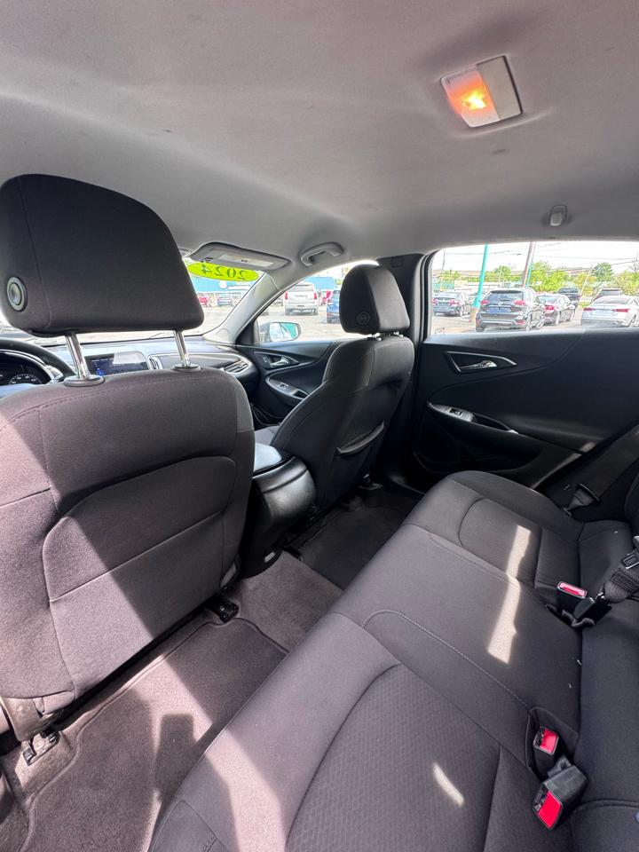 Chevrolet Malibu 4dr Sdn LS w/1FL 2024