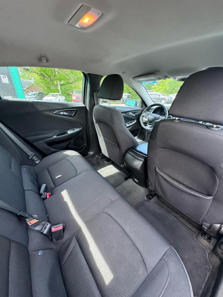 Chevrolet Malibu 4dr Sdn LS w/1FL 2024