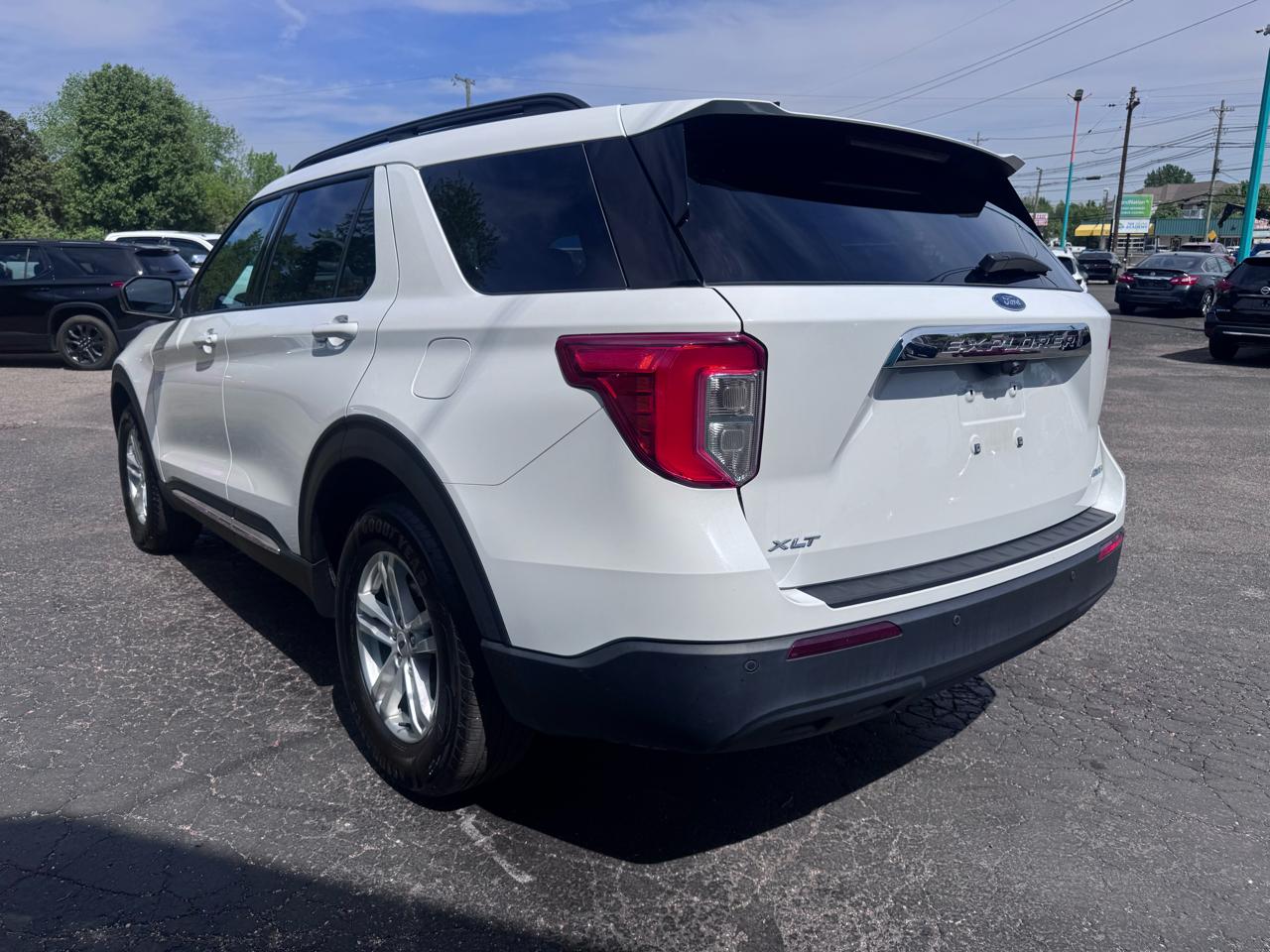 Ford Explorer XLT 4WD 2021