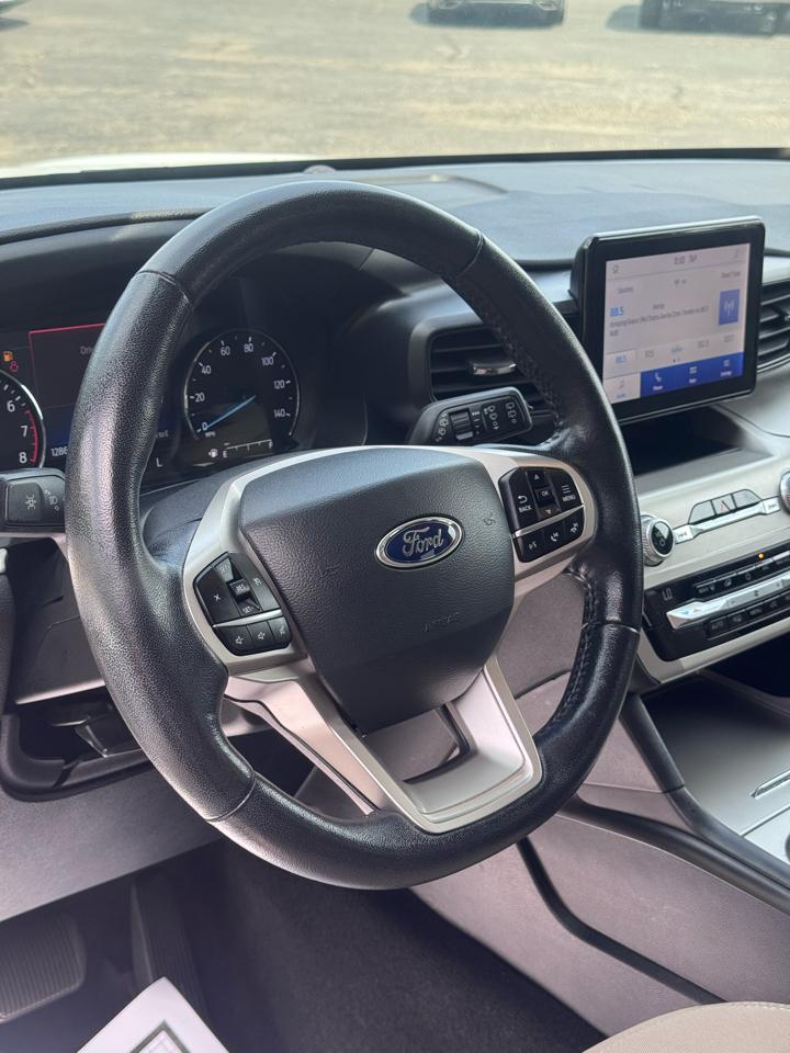 Ford Explorer XLT 4WD 2021