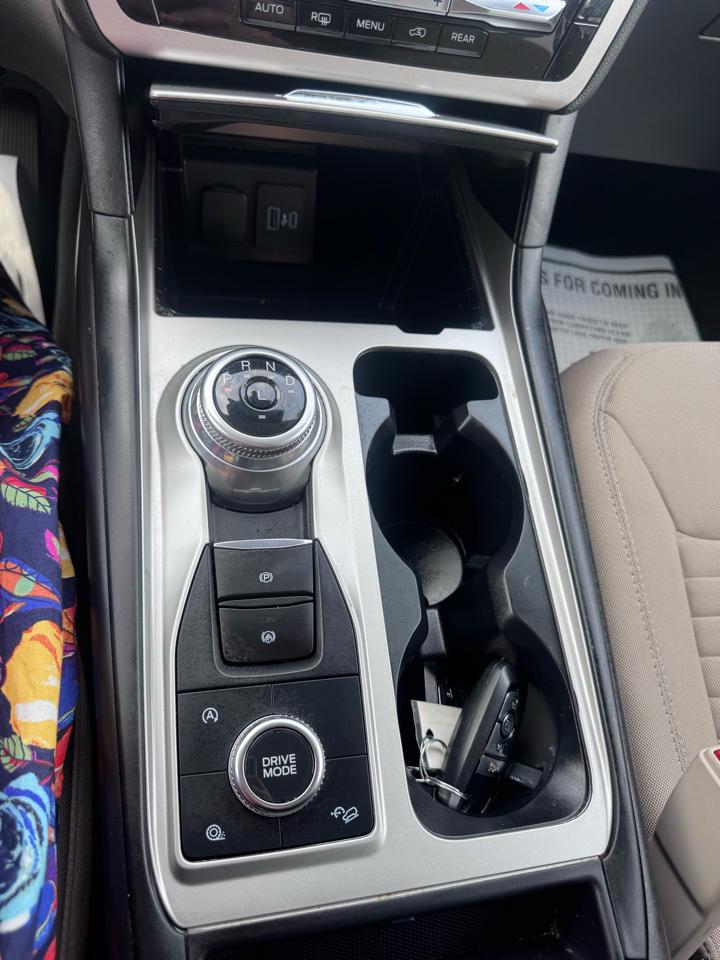 Ford Explorer XLT 4WD 2021