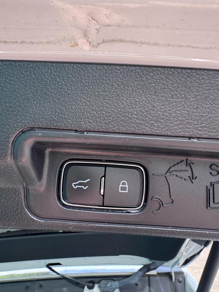 Ford Explorer XLT 4WD 2021