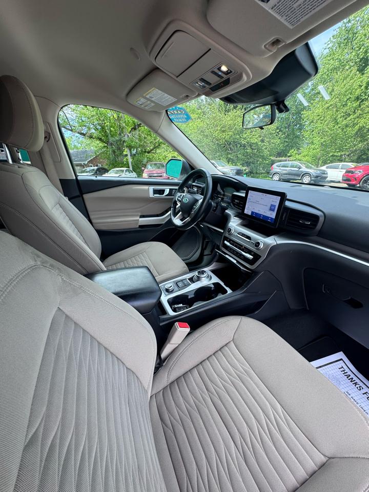 Ford Explorer XLT 4WD 2021