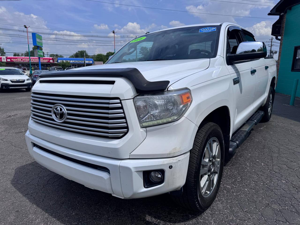 Toyota Tundra 4WD Truck CrewMax 5.7L FFV V8 6-Spd AT Platinum (Natl) 2016