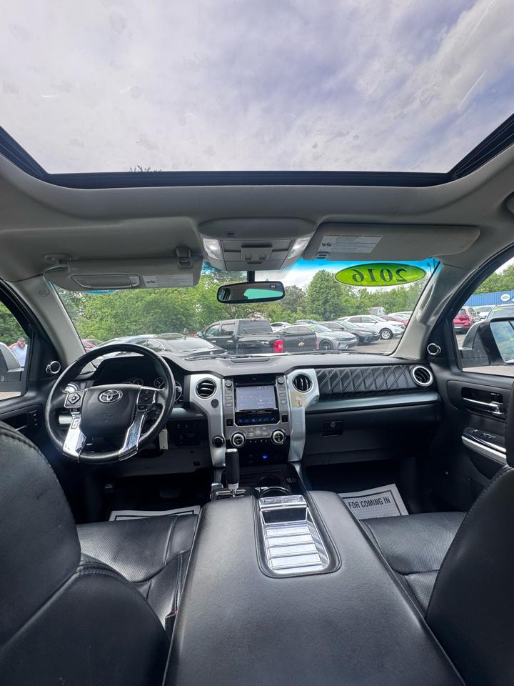 Toyota Tundra 4WD Truck CrewMax 5.7L FFV V8 6-Spd AT Platinum (Natl) 2016