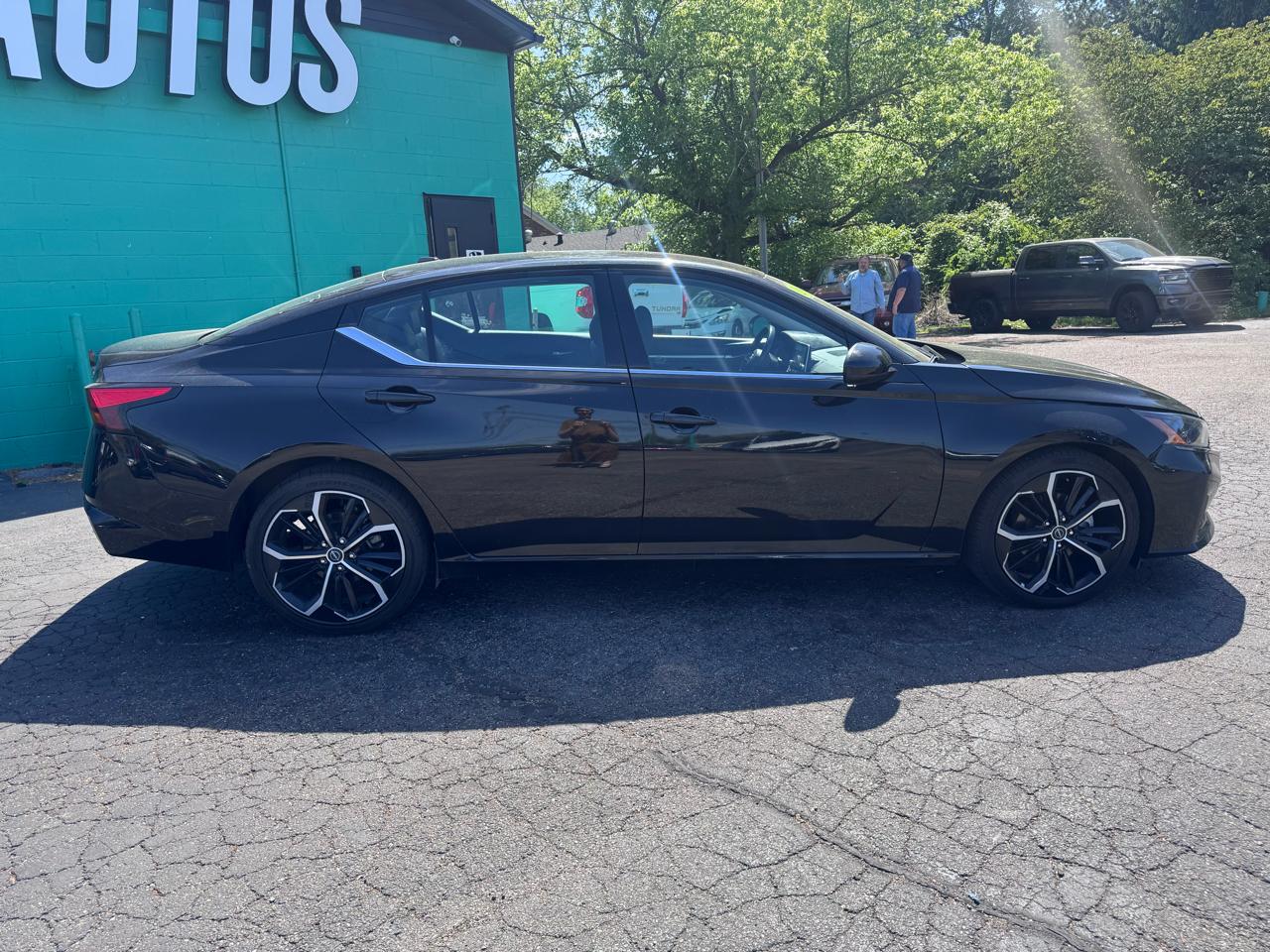 Nissan Altima 2.5 SR Sedan 2023