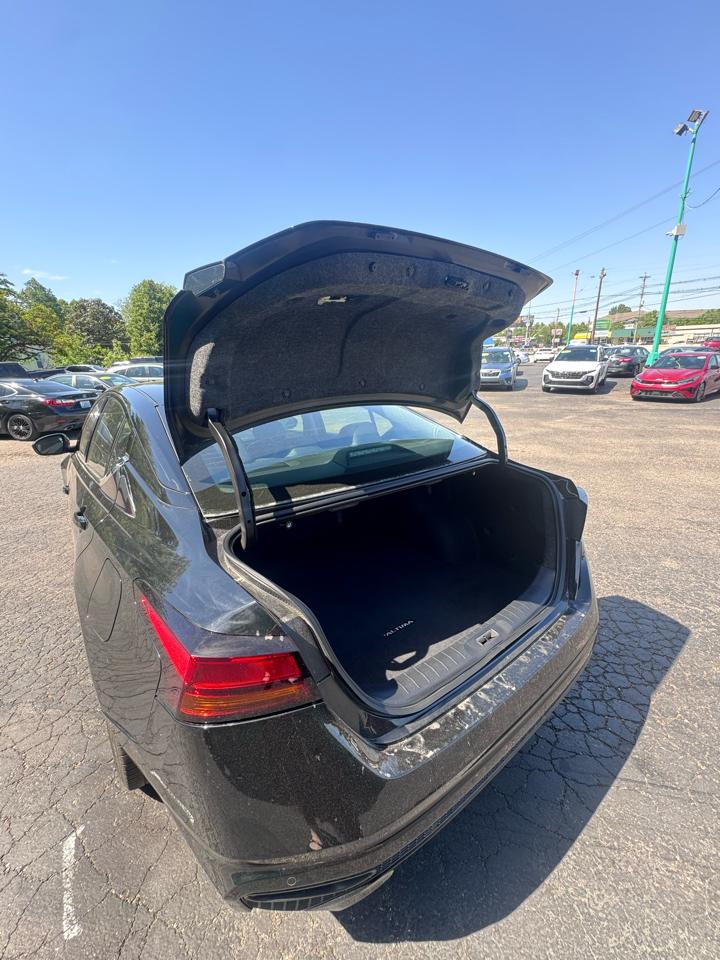 Nissan Altima 2.5 SR Sedan 2023
