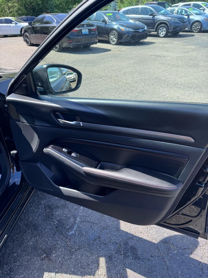 Nissan Altima 2.5 SR Sedan 2023