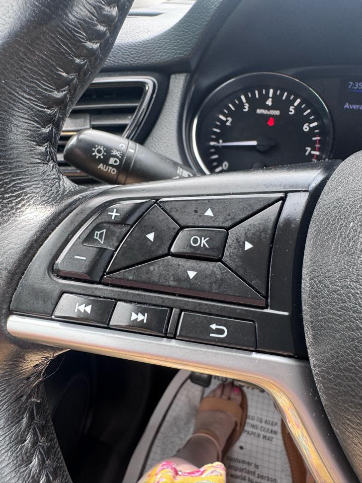 Nissan Rogue AWD SV 2018