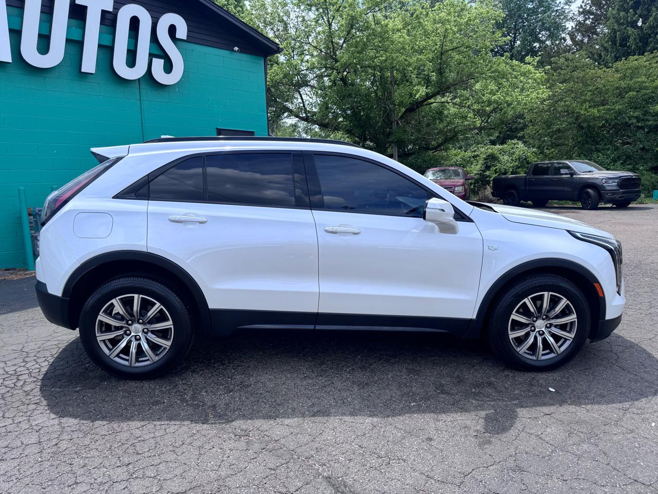 Cadillac XT4 FWD 4dr Sport 2023