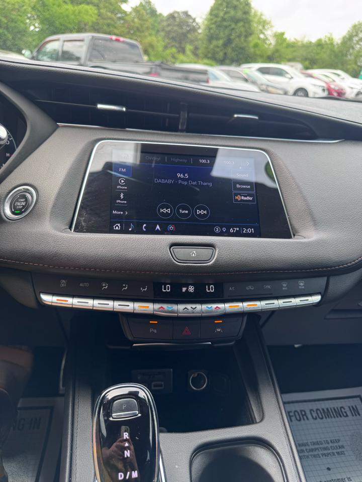 Cadillac XT4 FWD 4dr Sport 2023