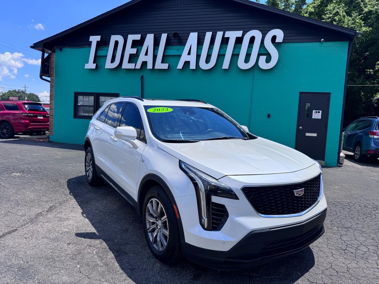 Cadillac XT4 FWD 4dr Sport 2023
