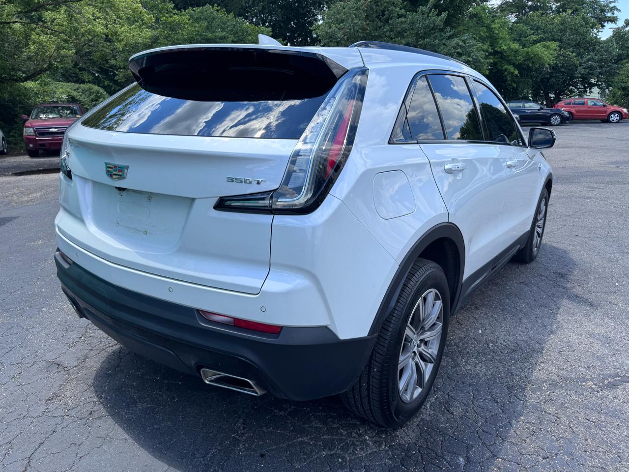 Cadillac XT4 FWD 4dr Sport 2023