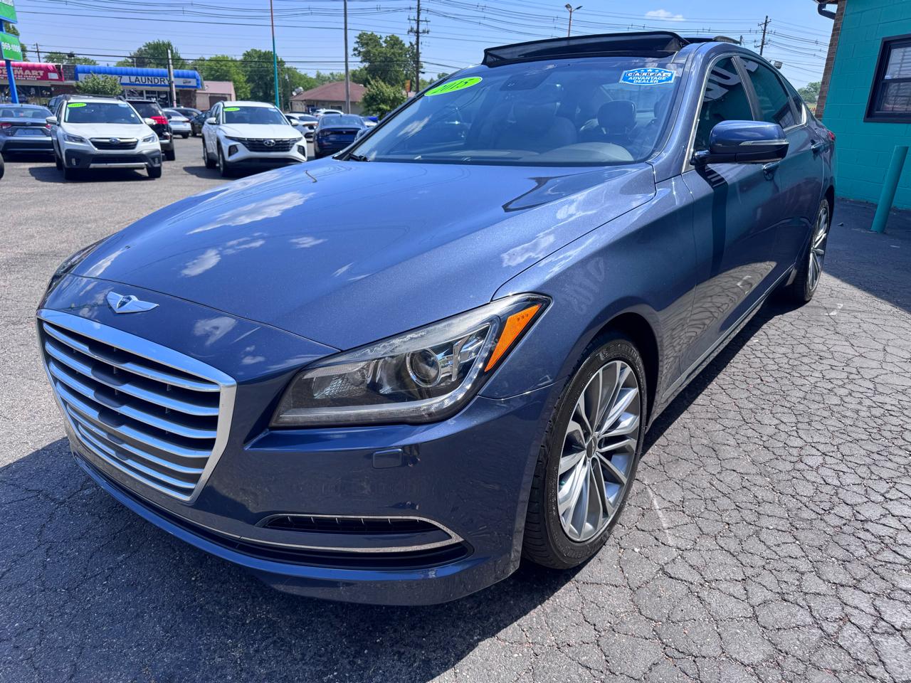 Hyundai Genesis 4dr Sdn V6 3.8L AWD 2015