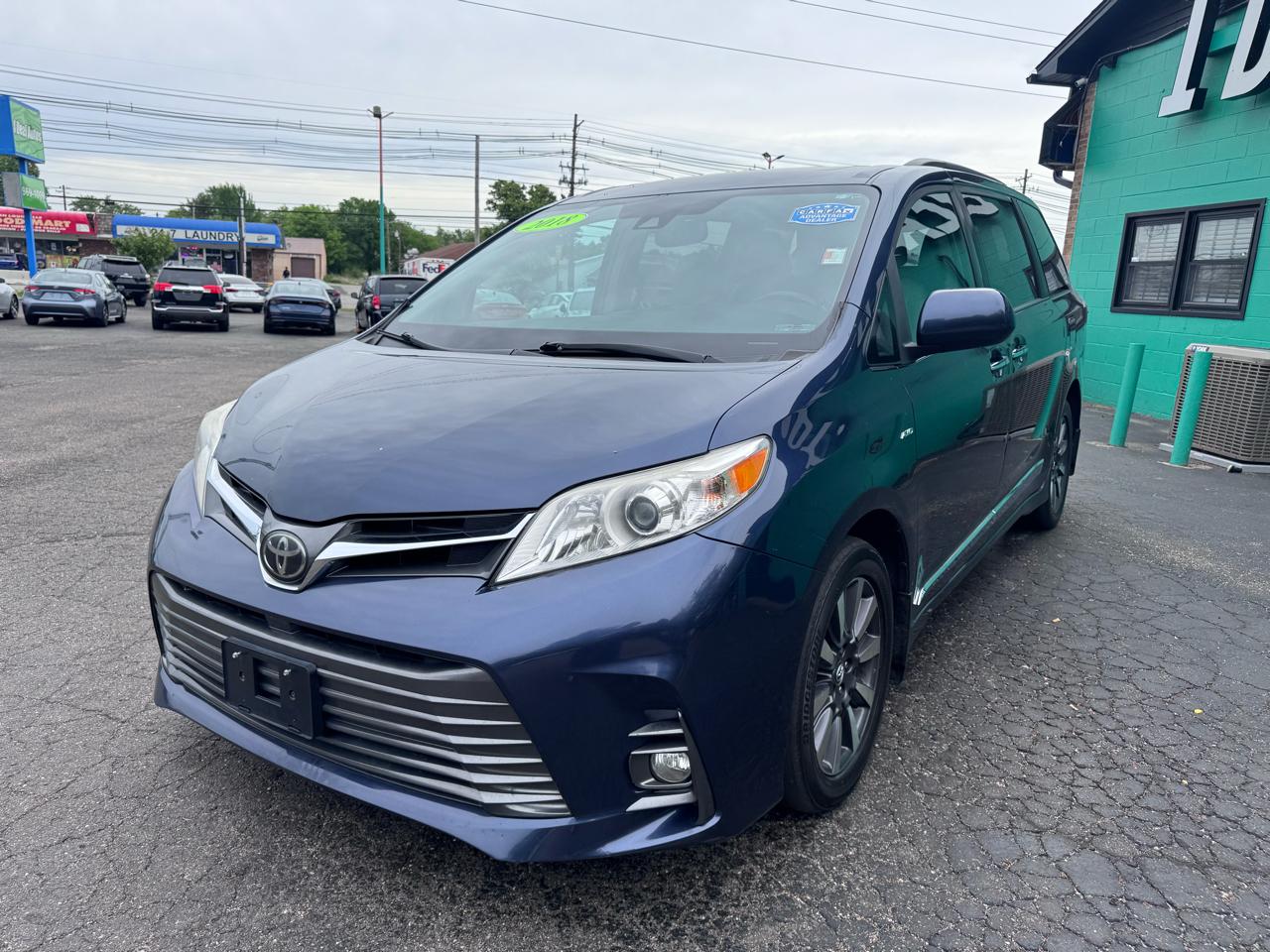 Toyota Sienna Limited Premium AWD 7-Passenger (Natl) 2018