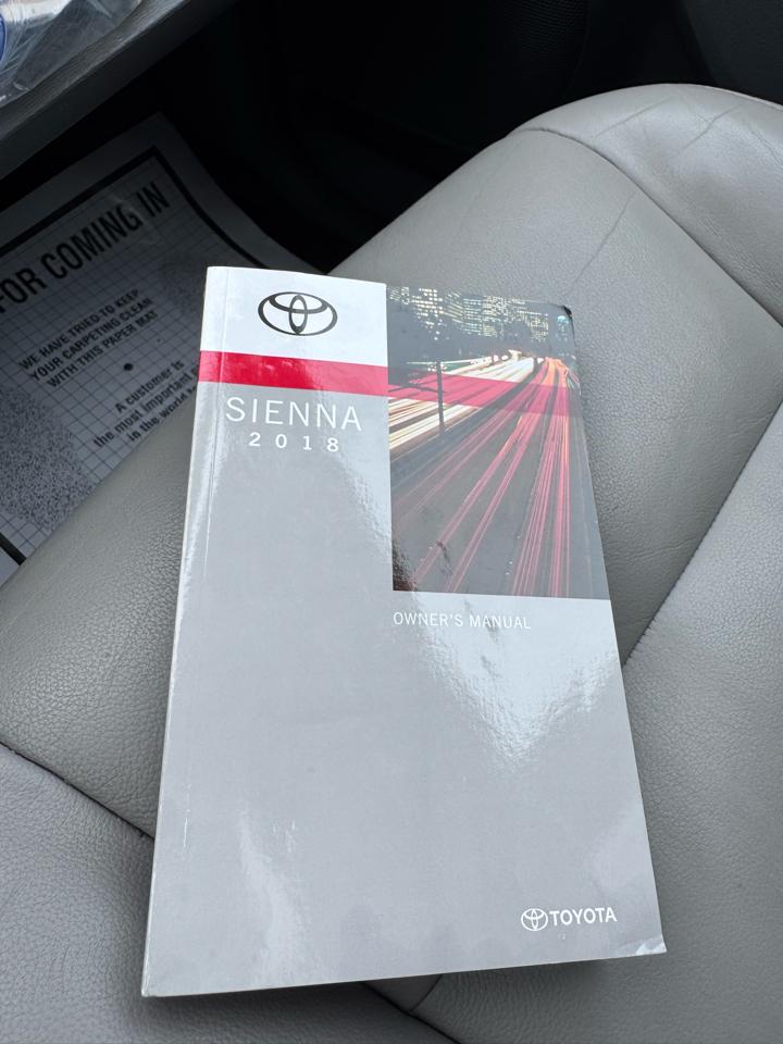 Toyota Sienna Limited Premium AWD 7-Passenger (Natl) 2018