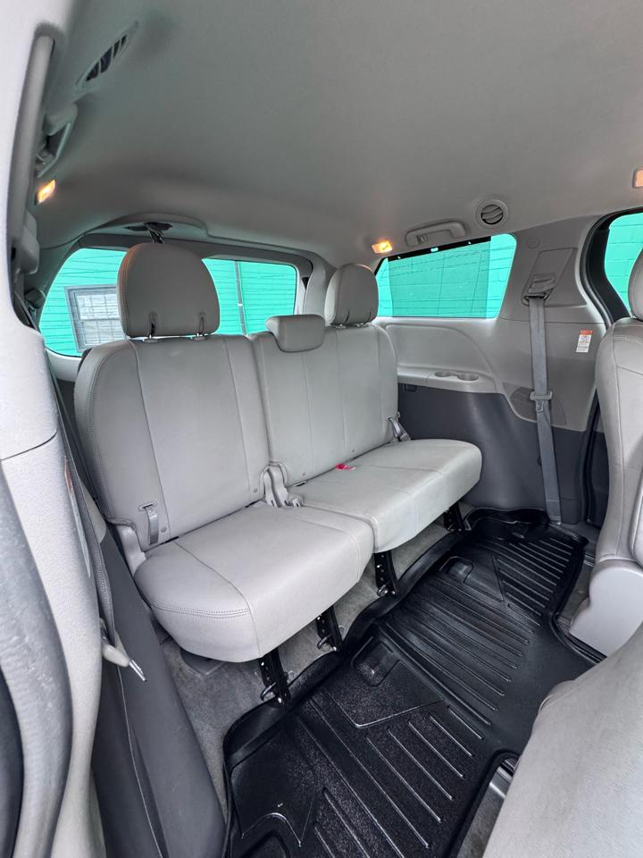 Toyota Sienna Limited Premium AWD 7-Passenger (Natl) 2018