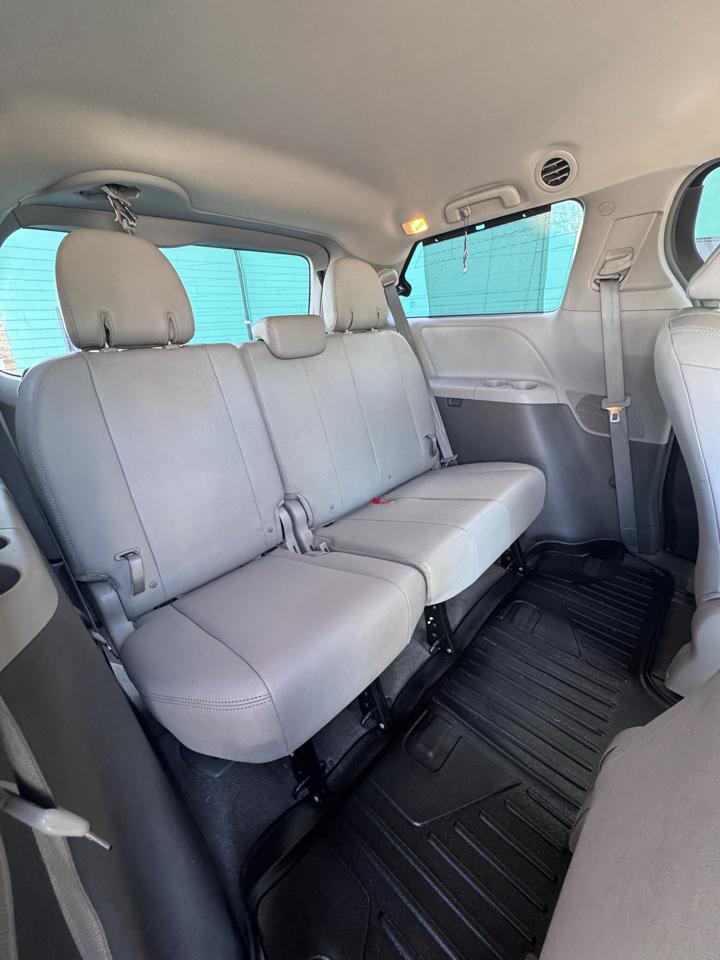 Toyota Sienna Limited Premium AWD 7-Passenger (Natl) 2018