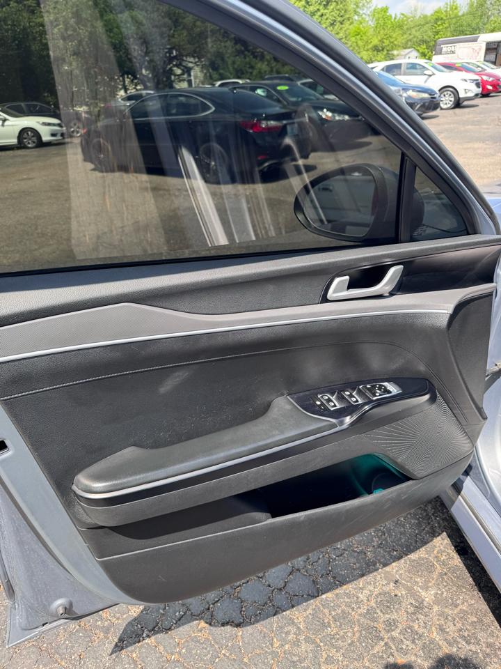 Kia K5 LX Auto FWD 2021