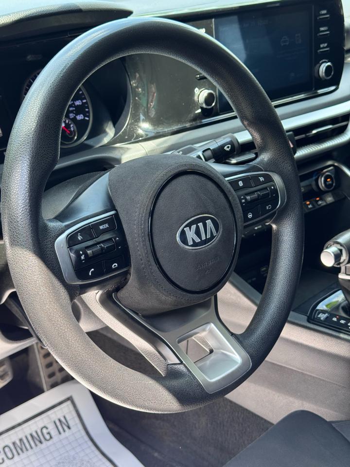 Kia K5 LX Auto FWD 2021