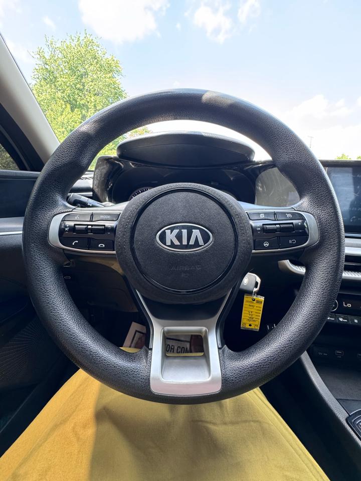 Kia K5 LX Auto FWD 2021