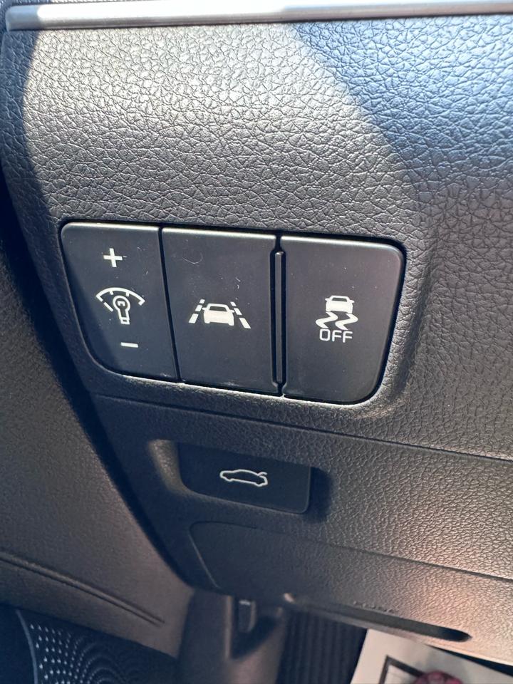 Kia K5 LX Auto FWD 2021